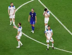 开云-重庆斯威主场平局，积分榜排名不敌对手稍显颓势(杨吉为什么对令谷冷漠)  第1张